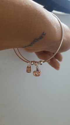 Pulsera Meli con piedra en internet