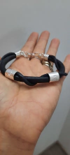 PULSERA DE CUERO COMBINADO CON DONAS PERSONALIZADAS