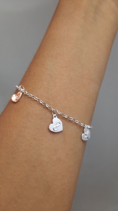 Pulsera Corazones en relieve - comprar online