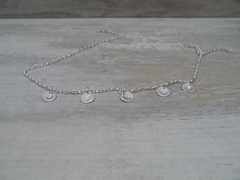 CHOKER CON CHAPITAS PERSONALIZADO