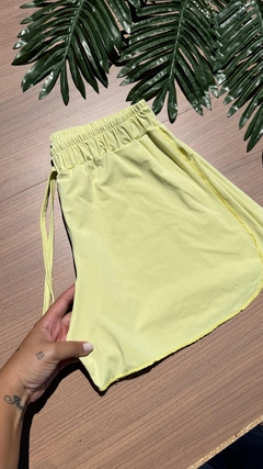 Imagem do Short Fluity Amarelo Bebê Candy