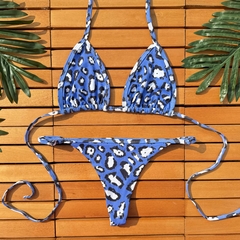 Biquini de Fita Onça Azul c/ Branca Tira c/ Regulador - comprar online