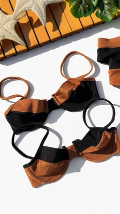 Biquíni Marina Preto c/ Caramelo Hot Pants Canelado Bicolor