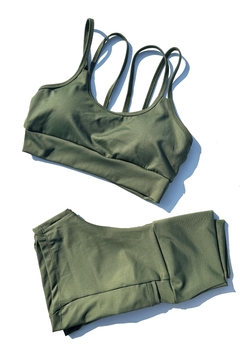 Conjunto Dani Verde Militar Intense Short Bolso na internet