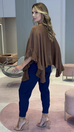 Poncho Tricot Babado Carmen - loja online