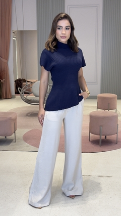 Blusa Tricot Gola Assimétrica - loja online