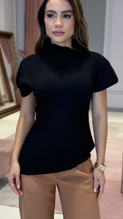 Blusa Tricot Gola Assimétrica - Flor de Elisa moda
