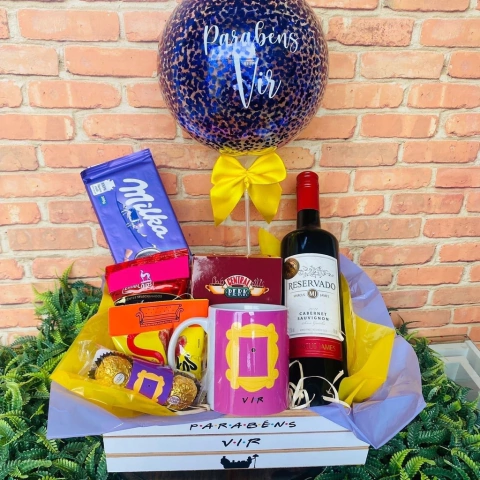 Caixote de Aniversário Especial - Friends