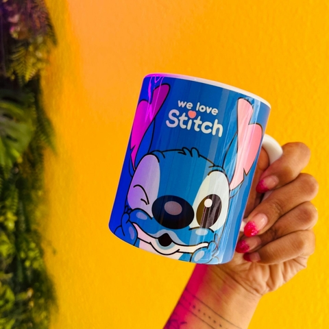 Caneca de Porcelana - Stitch Love