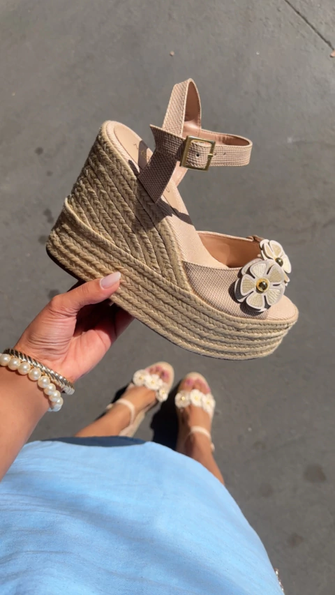 Anabela Flor - comprar online