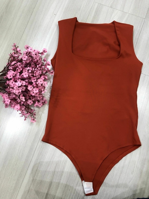 BODY ALÇA GROSSA TERRA COTA
