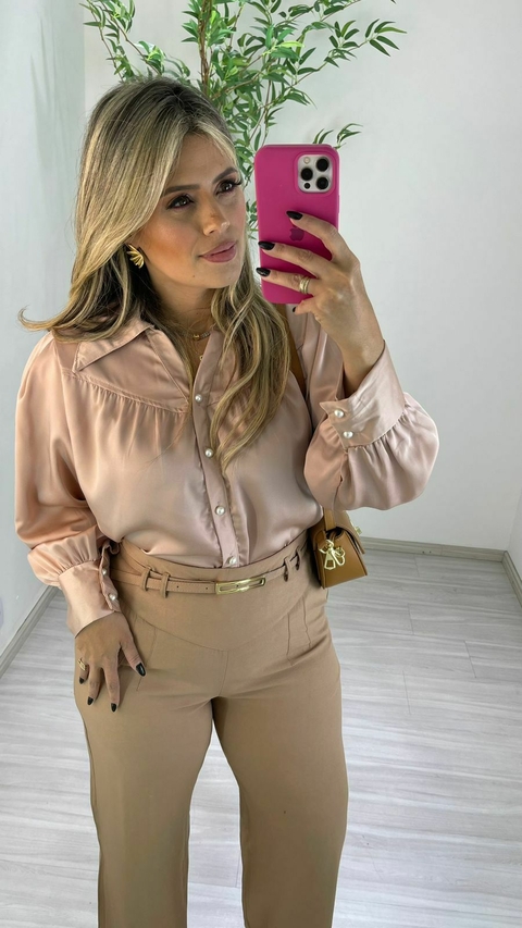 CAMISA DUDA ACETINADA CHAMPAGNE