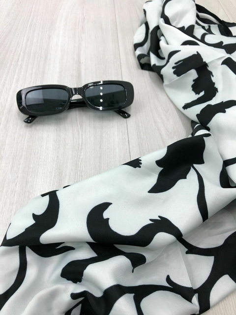 LENÇO LETRAS BRANCO C/ PRETO