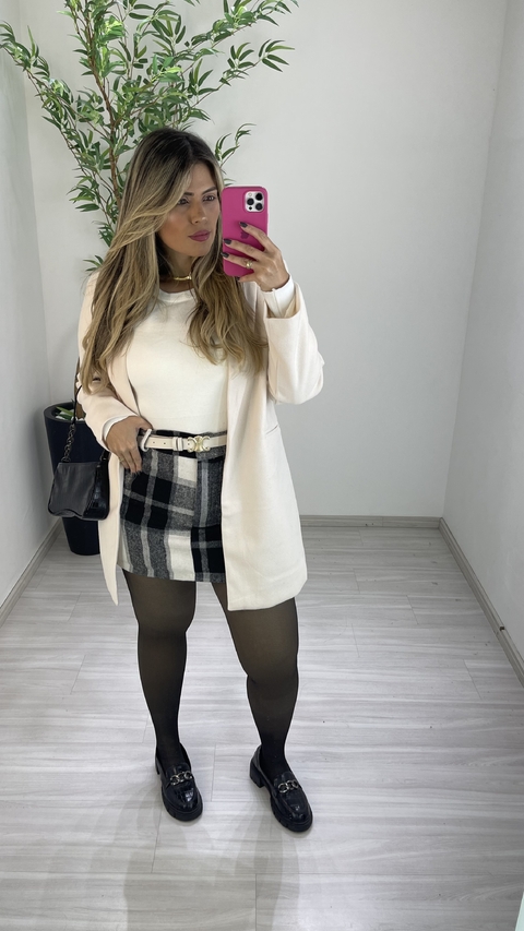 SHORT SAIA XADREZ FLANELADO PRETO