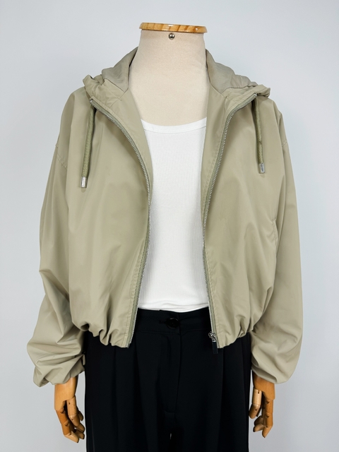 JAQUETA BEGE NYLON ZARA - M