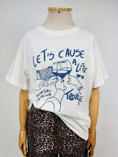 CAMISETA WINE CLUB - G