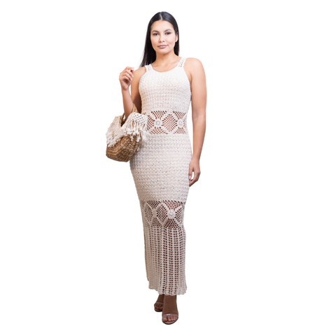 Vestido longo em crochet feito á mão com fenda lateral Off White - comprar online