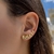 Ear Cuff Brave com Diamantes Ouro 18K - SOU por Juliana Canova | Joias em Ouro 18k