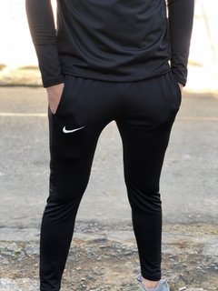 Jogging NK pipa blanca - comprar online