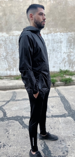 Conjunto Rompeviento Negro PM - comprar online