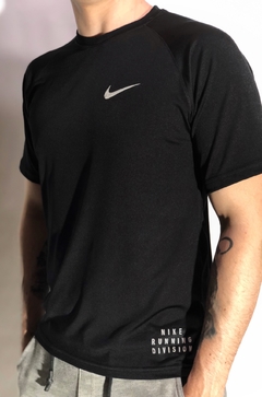 Remera NK Running Club - GREGORIO.IND