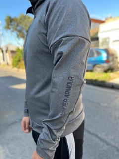 Campera UA gris topo - GREGORIO.IND