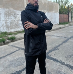 Conjunto Rompeviento Negro UA en internet