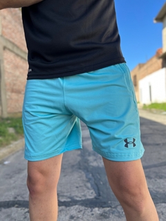 Short UA celeste LN