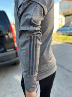 Campera AD gris - GREGORIO.IND