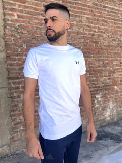 Remera UA blanca Algodon