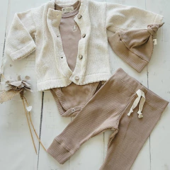 Ajuar Zari unisex nougat - comprar online