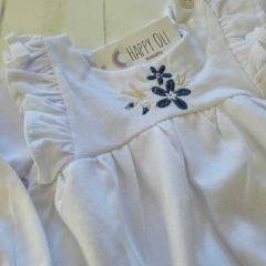 Remera Mia blanca volados en internet