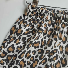 Short Print Mimi camel - comprar online