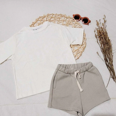 CONJUNTO REMERA NATURAL + SHORT - comprar online