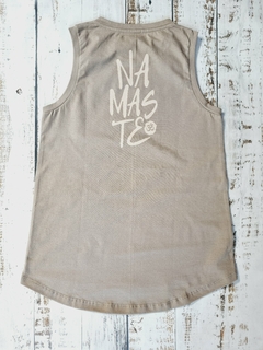 Musculosa NAMASTE (TIERRA) en internet
