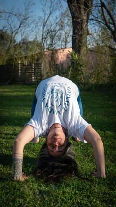 Remera LIVING LA VIDA YOGA en internet
