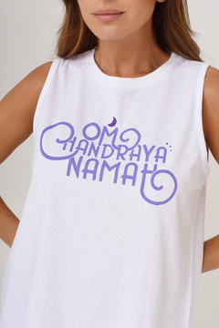 Musculosa OM CHANDRA en internet