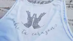 MUSCULOSA espalada V "ABRE TU CORAZON" - comprar online