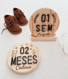 Mesversário - CAVALINHO - comprar online