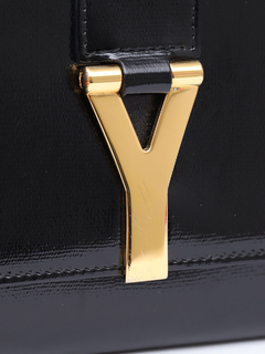 Clutch Yves Saint Laurent Ligne Y na internet