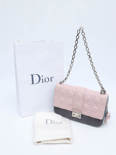 Bolsa Miss Dior Lambskin Flap na internet