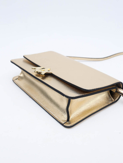 Bolsa Armani Exchange Dourada - comprar online