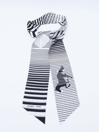 Lenço Hermès Black & White Horse