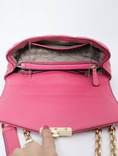 Bolsa Michael Kors Soho Rosa Grande na internet