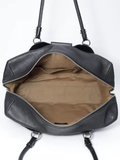 Bolsa Salvatore Ferragamo Preta na internet