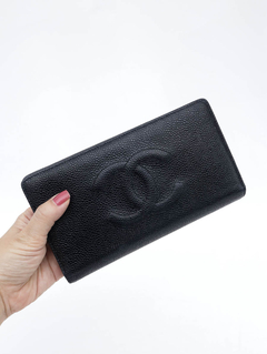 Carteira Chanel L-Yen Caviar Preto