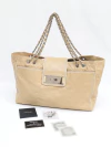 Bolsa Chanel 2.55 Reissue Grand Shopping Tote na internet