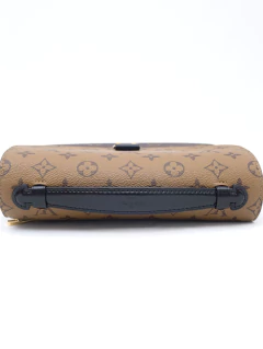 Imagem do Bolsa Louis Vuitton Métis Monograma