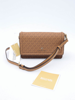 Bolsa Michael Kors Transversal Jet Set Logo na internet