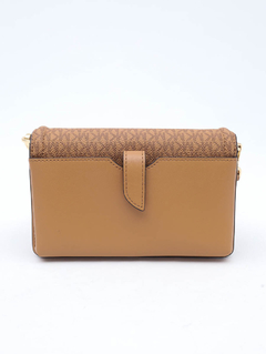Bolsa Michael Kors Transversal Jet Set Logo na internet